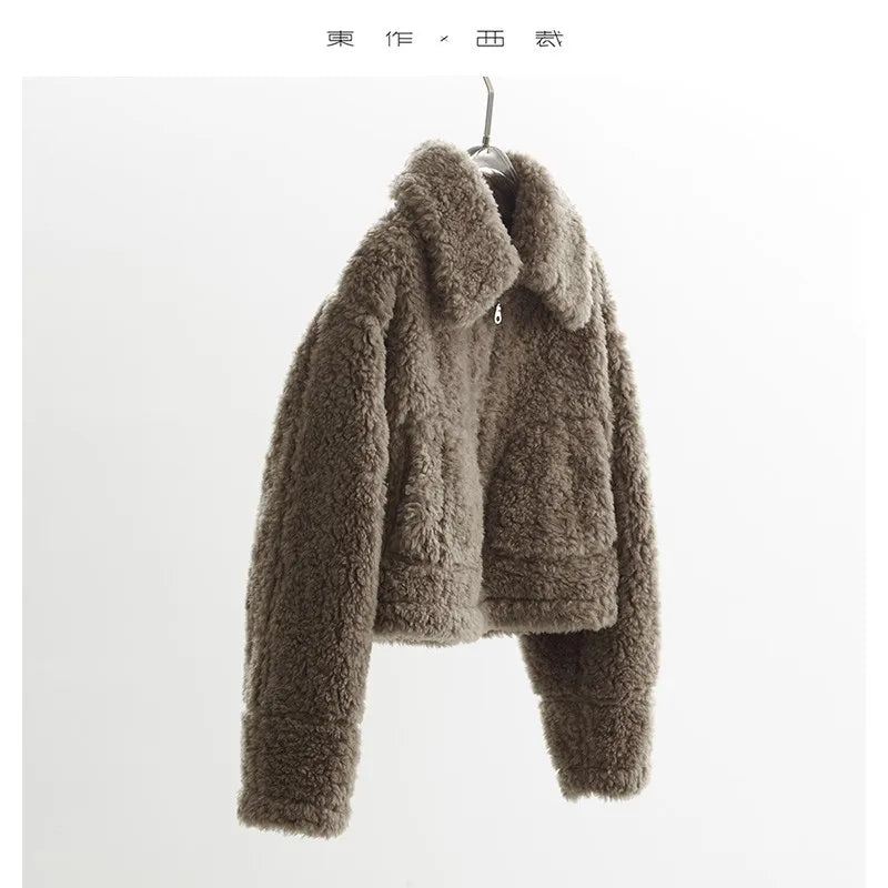 A Must-Have for Petite Women~ Fluffy Short Wool Coat, Lamb Wool Jacket, Thickened 100% Wool Composite Leather and Wool Integrated Top, Women's Winter Style