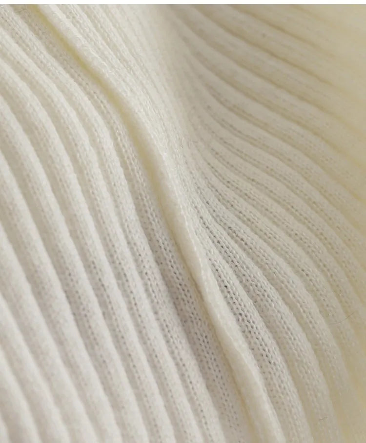 Silk Wool Base Layer ~ Women's Half-Turtleneck Black and White Sweater, Fashionable and Versatile, Inner Layer, Slimming Top, Autumn and Winter 2025 New Product