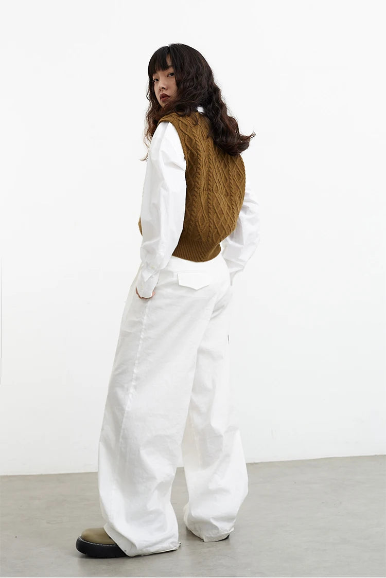 A Must-Have for Your Wardrobe~ a Popular Favorite! Layered Embossed Cable Knit Wool Vest, Fashionable 2025 Women's Autumn Knit Cardigan